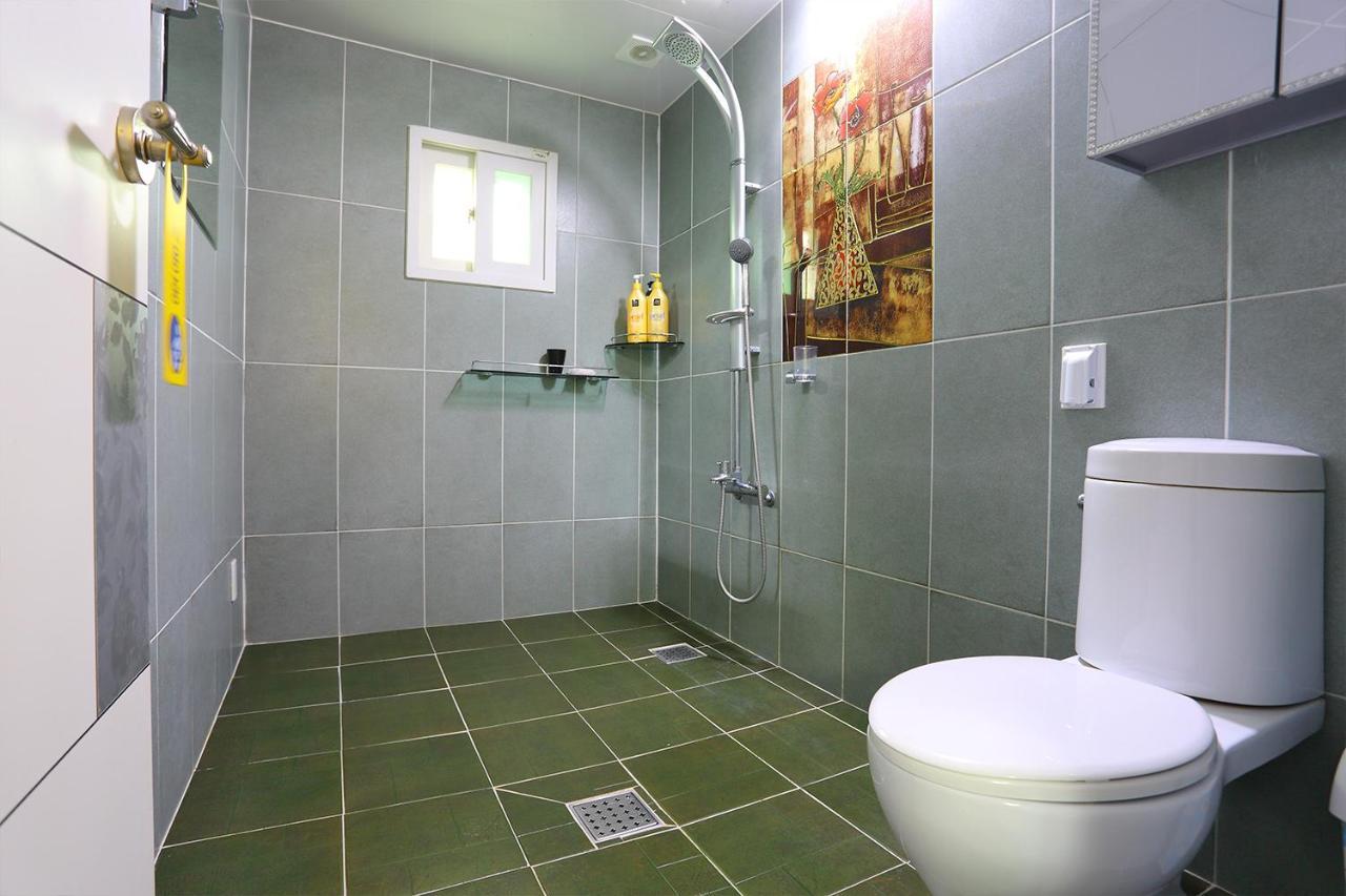 Montmartre Villa Namhe Kültér fotó